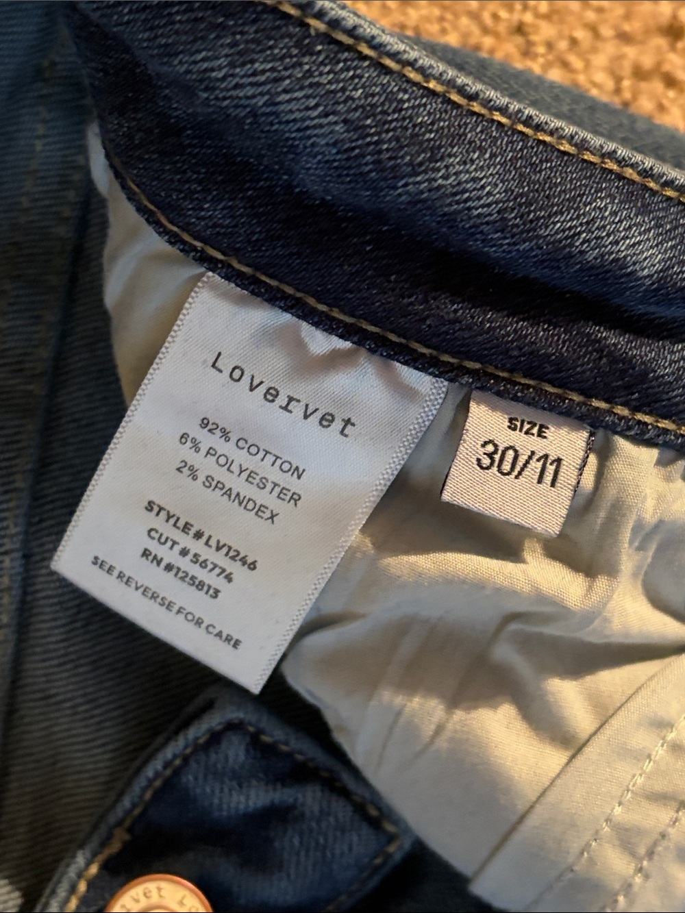 Women’s Classic Cropped Jeans - Picture 3 of 4